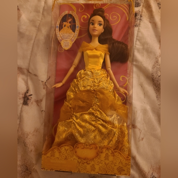 Disney Store Princess Belle - Picture 3 of 6